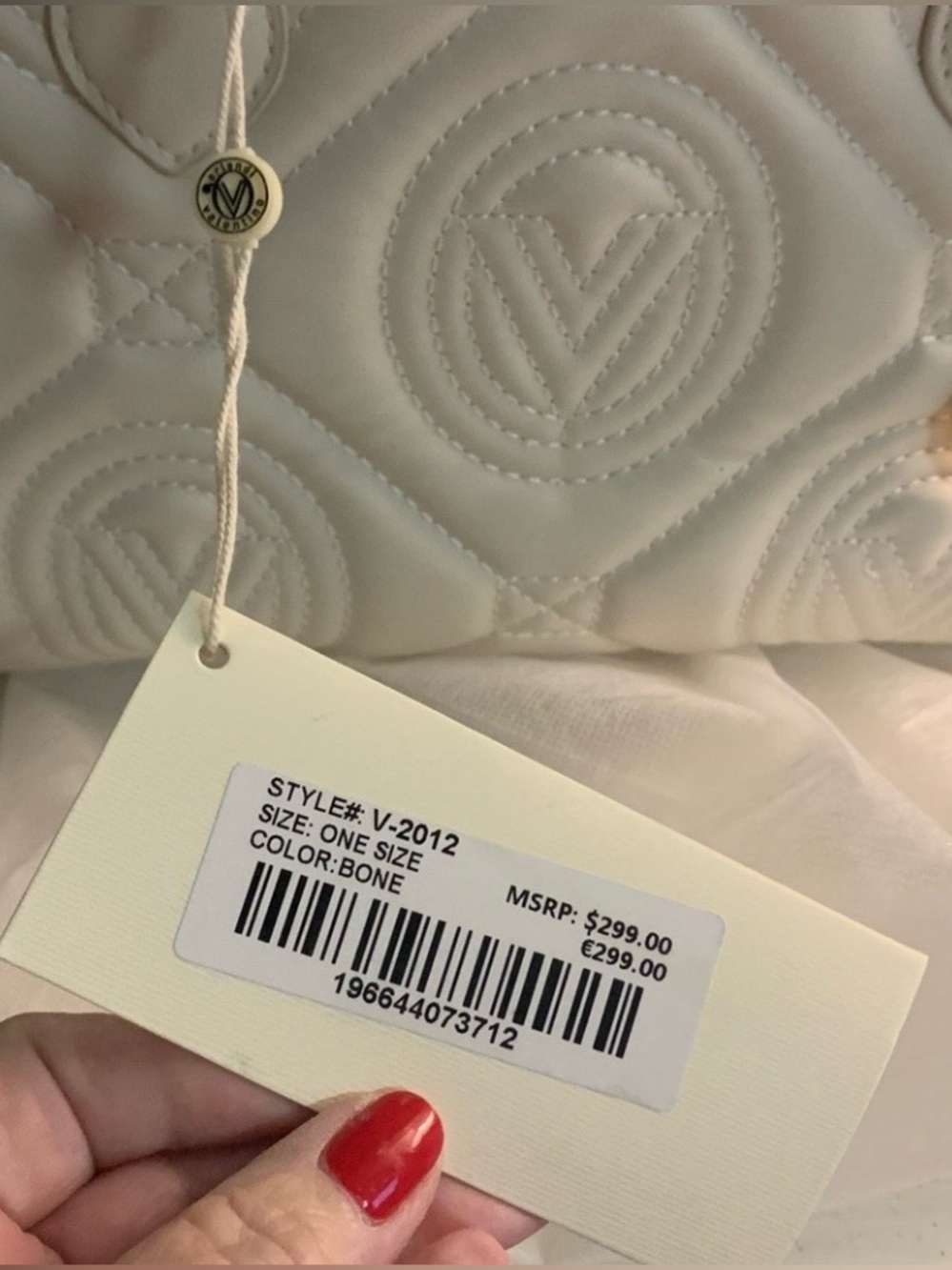 Valentino Orlandi Cream
Quilted Bag - Picture 12 of 12